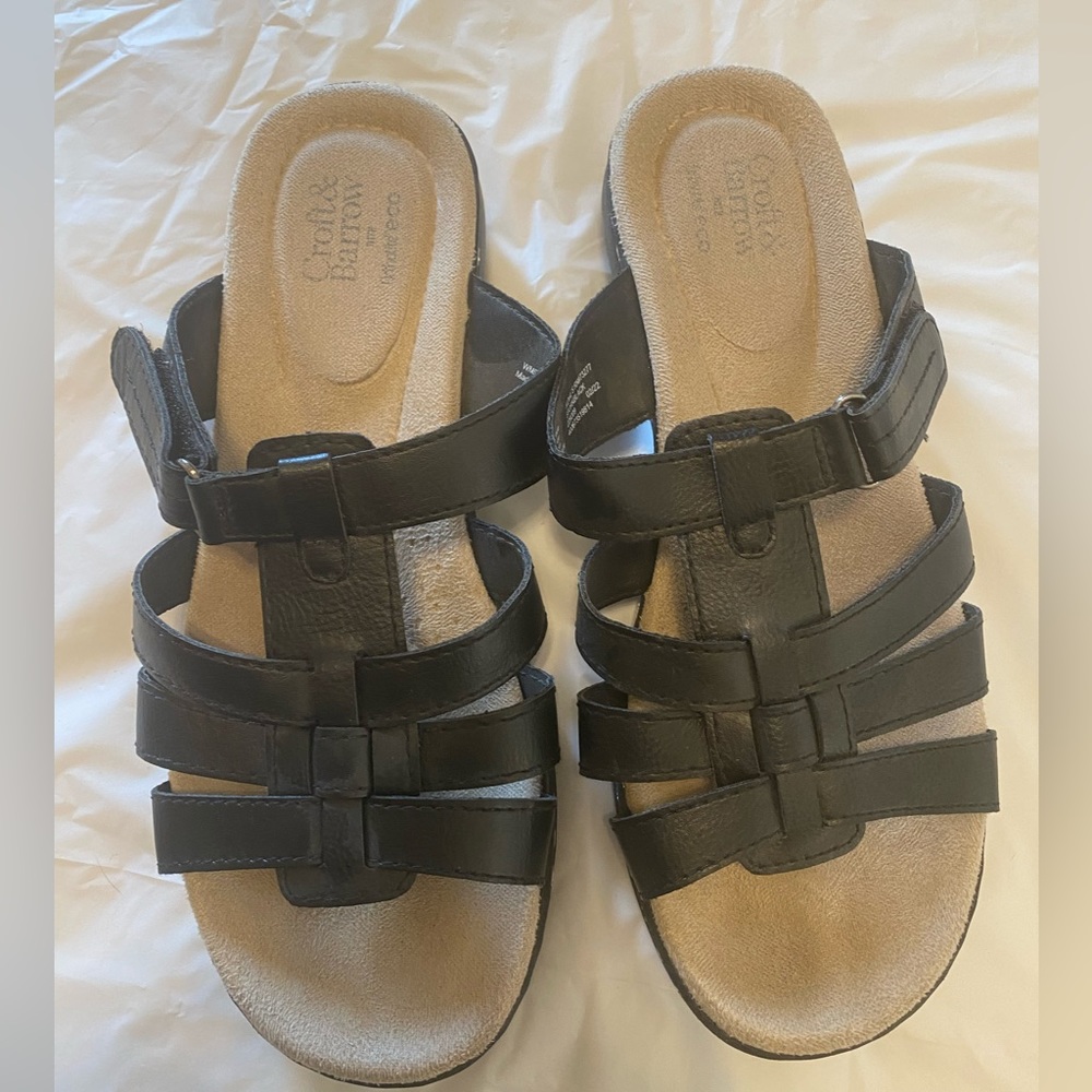 Croft & Barrow ladies sandals size 7 black